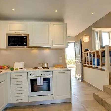 Wonderful Kefalonia Lenalee 2 Bedrooms Seafront Villa